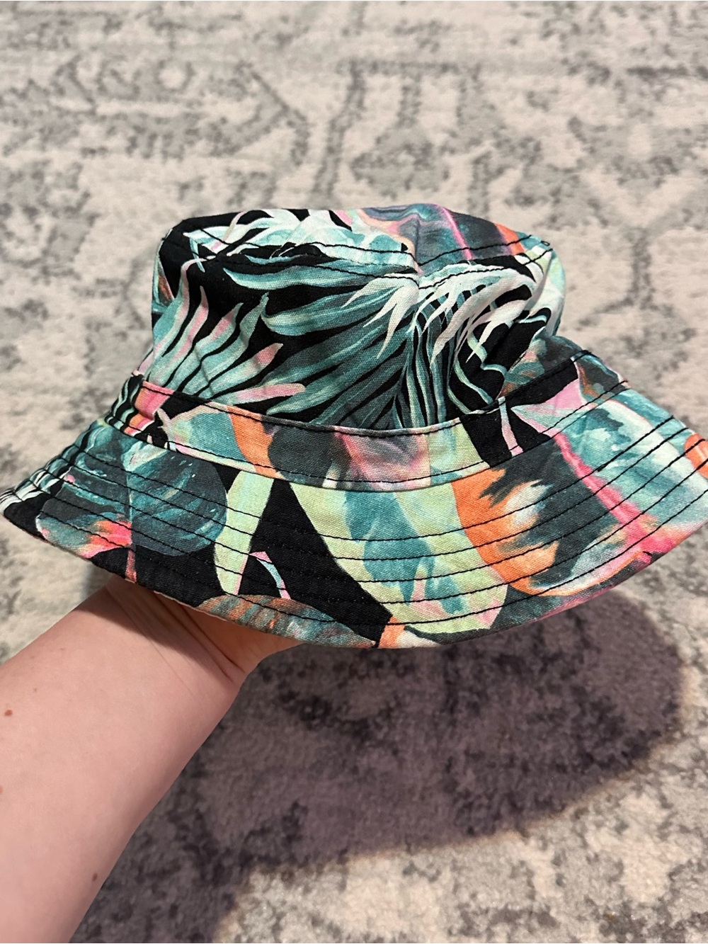 American Eagle Tropical Print Bucket Hat - Picture 2 of 4